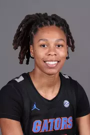 jeriahwarren 23-24 headshot