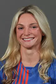Malkin_Amelia_Soccer_Headshot_230725_1240_