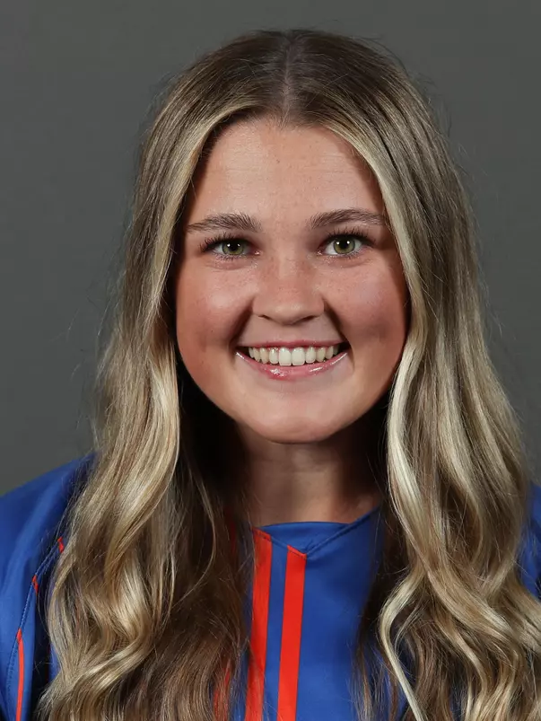 Rasmussen_Oakley_Soccer_Headshot_230725_1172_