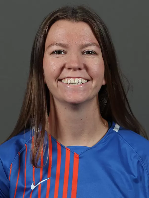 Rhodes_Maddy_Soccer_Headshot_230726_1740_