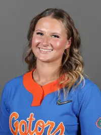Hovermale_Alyssa_Softball_Headshot_230906_4962_.jpg