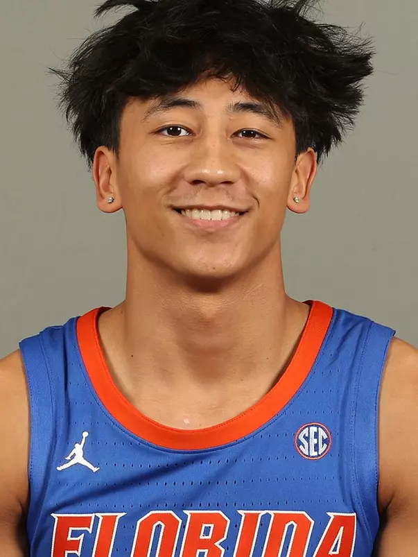 Xaivian Lee Head Shot