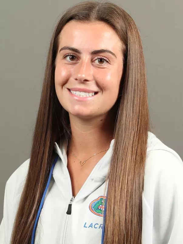 Alyssa Deacy Headshot