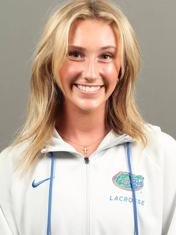 Allison Fling Headshot