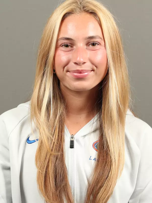 Ryann Frechette Headshot