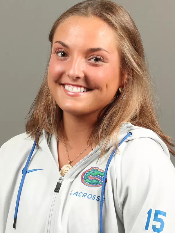 Caroline Hoskins Headshot