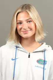 Cate Isaacson Headshot