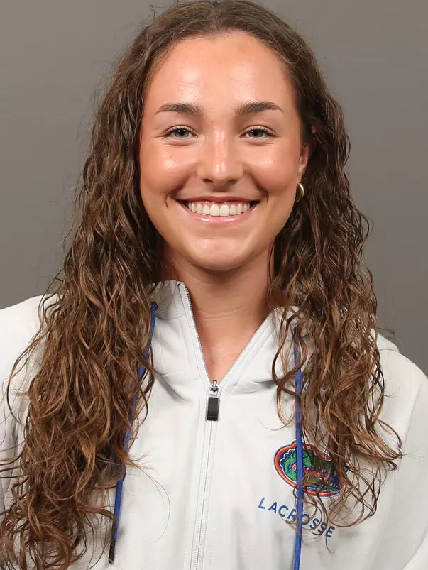 Carly Wilson Headshot