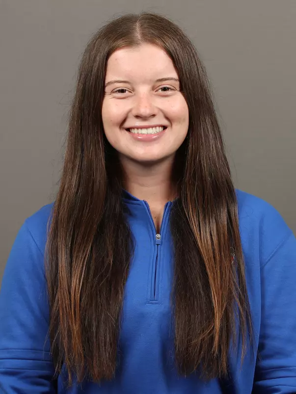 Marissa Trivelpiece Headshot