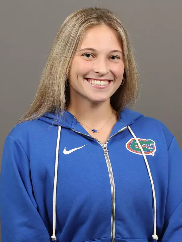 Olivia Miller Headshot