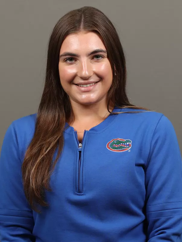 Sophie Skylar Headshot