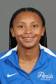 Jibril_Hannah_Soccer_Headshot_260116_8836
