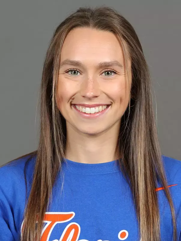 McIntyre_Ellie_Soccer_Headshot_260116_8894_