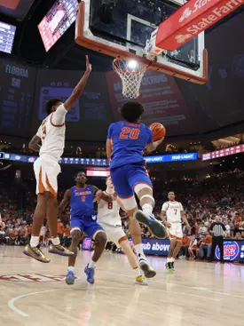 Gators 84, Longhorns 71