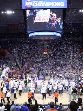 Gators 111, Razorbacks 77