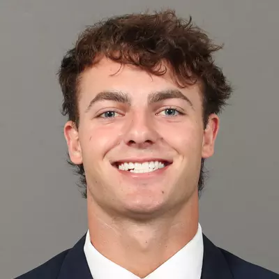 Aidan Warner headshot