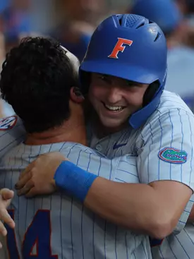 Gators 8, Bulldogs 2