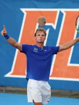 Gators 4, Commodores 1