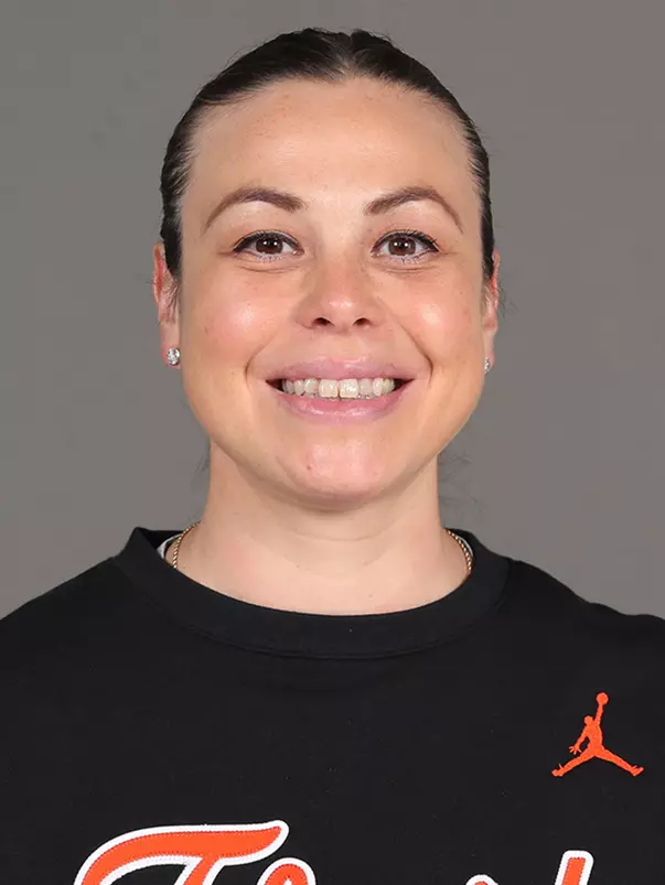 Women's Basketball Coach Tahnee Balerio