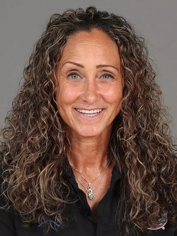 Head Women's Basketball Coach Tammi Reiss Headshot