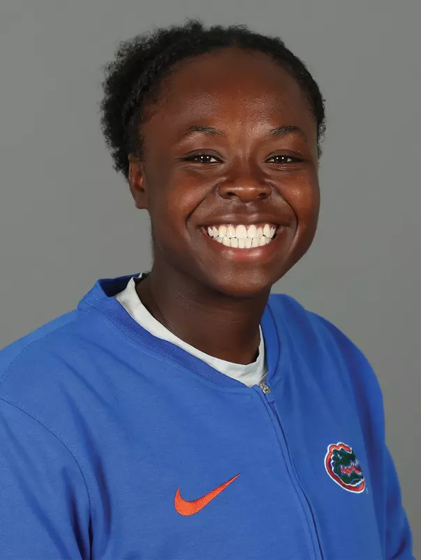Charla Echols Thompson Headshot