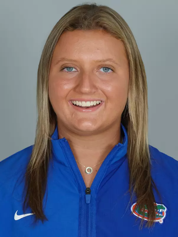 Avery Killian Headshot