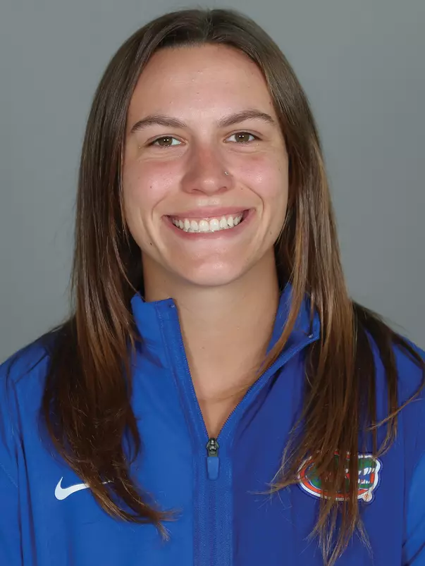 Ali Keener Headshot