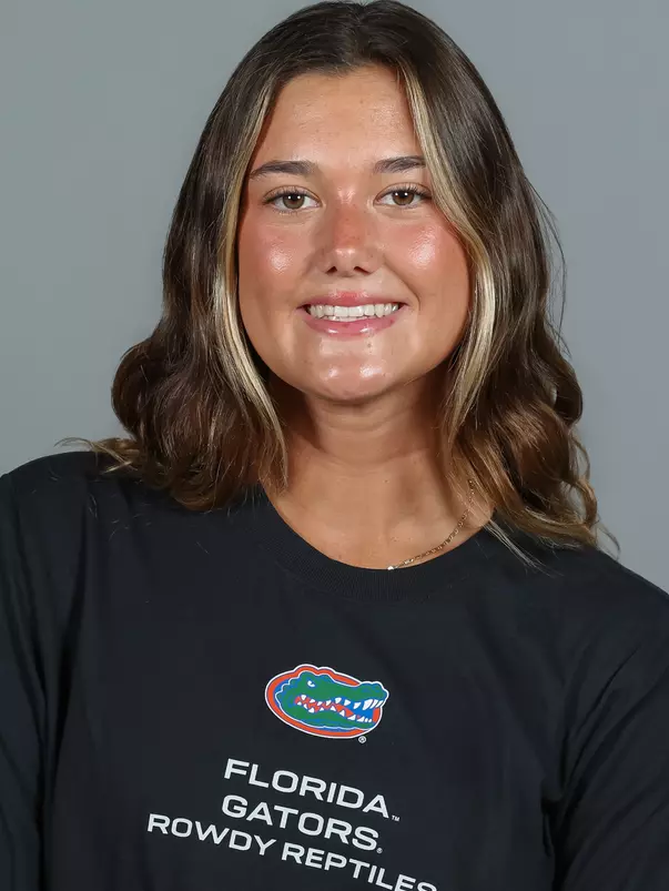 Emma Jean Greenberg Headshot
