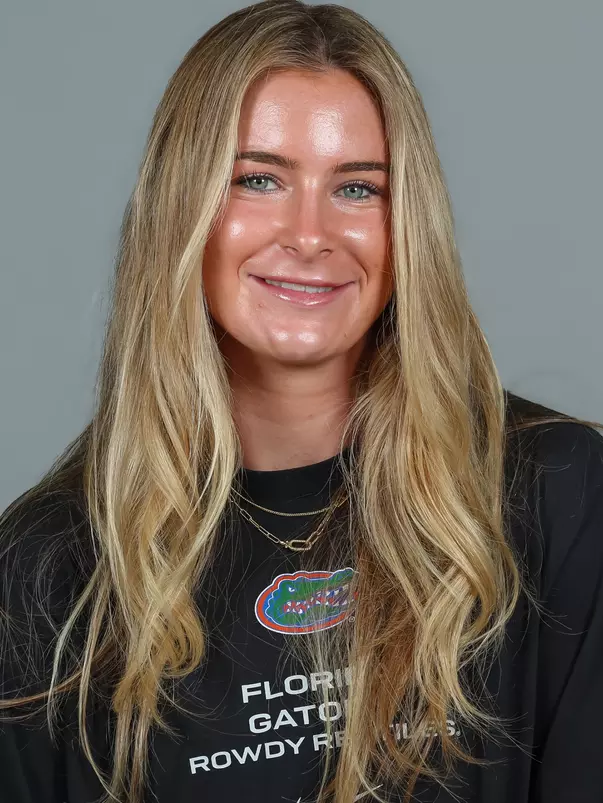 Emma Sweeney Headshot