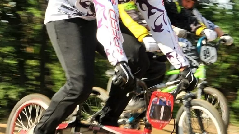 Daniels visits Boys and Girls Club