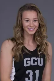 Leigh Stonerook_Headshot