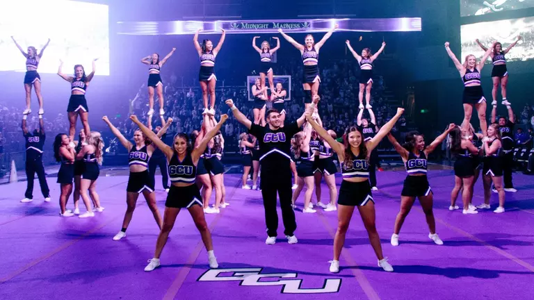 Cheer, Dance and Thunder earn more hurrahs