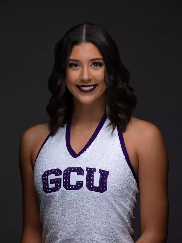 Van Natta, Mackenzie