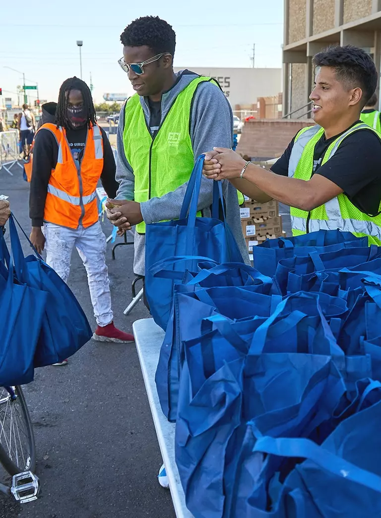 Swimming and diving community service