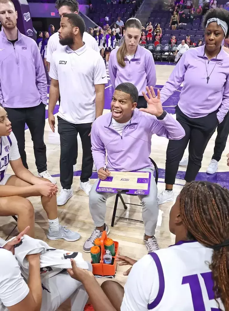 Phoenix, AZ Dec. 14, 2025: The Lopes fall to Santa Clara 91-72 at Global Credit Union Arena. David Kadlubowski/GCU