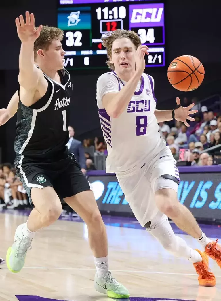 Phoenix, AZ Dec. 2, 2025: The Lopes secure a 67-45 win over Stetson at Global Credit Union Arena. David Kadlubowski/GCU