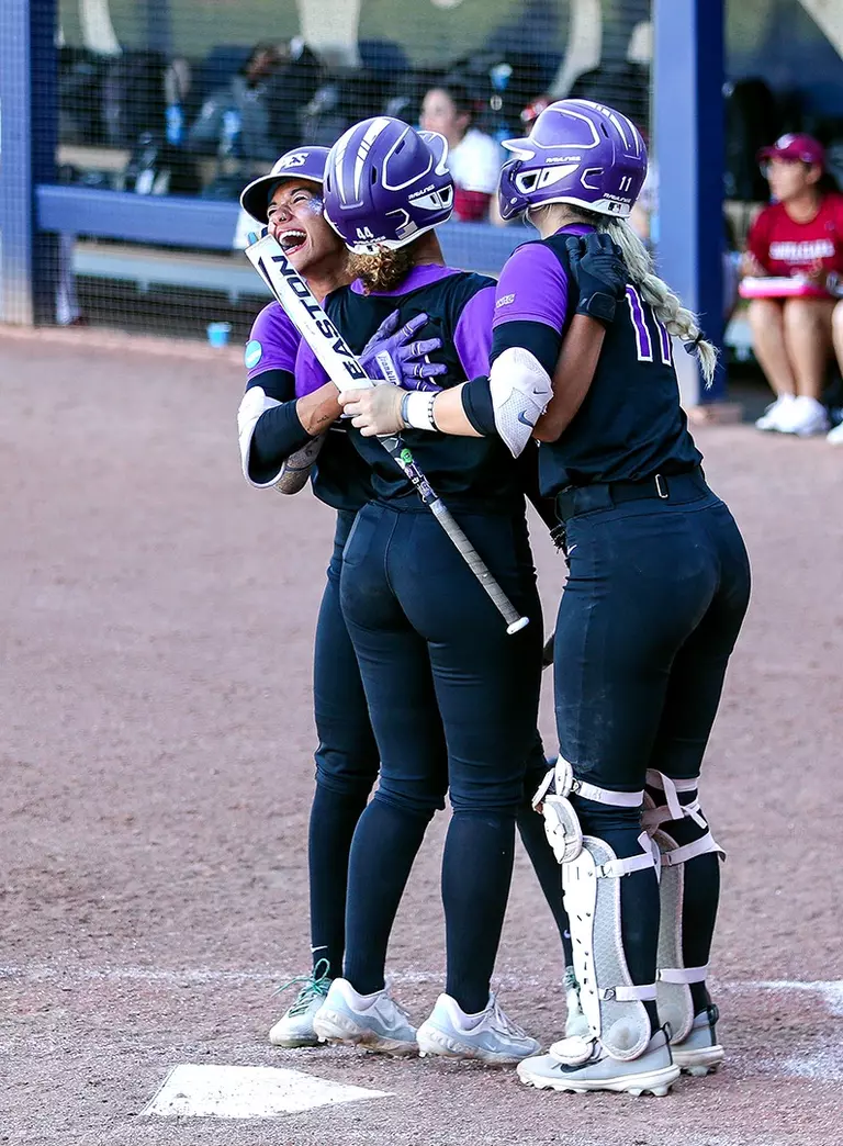 Willa Ford home run celebration