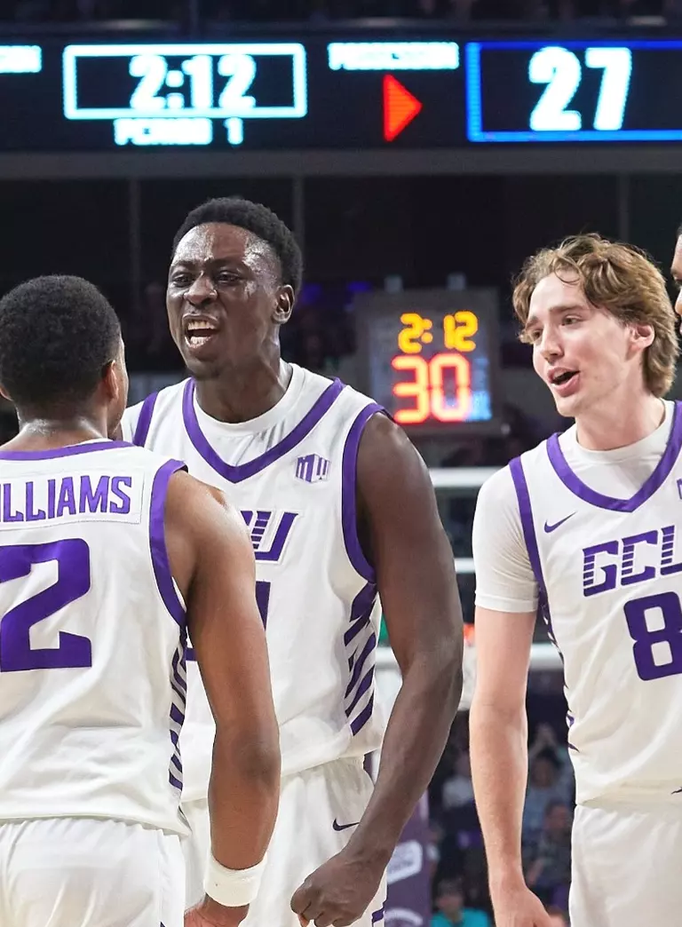 Nana Owusu-Anane and teammates