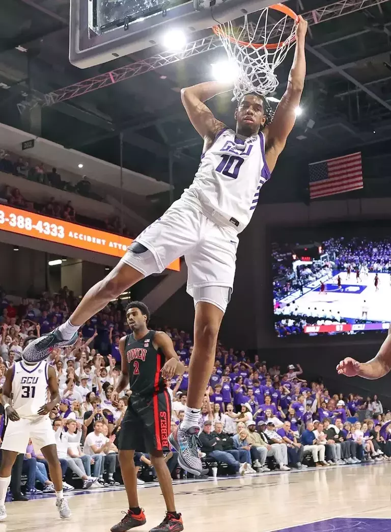 Phoenix, AZ Feb. 25, 2026: The Lopes dominate UNLV 80-67 at Global Credit Union Arena. David Kadlubowski/GCU
