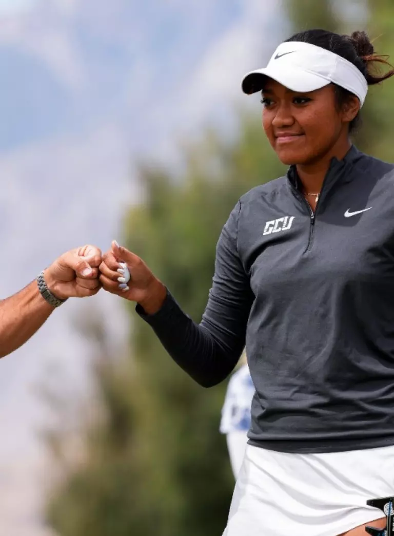 Brent Nicson, Alexis Vakasiuola