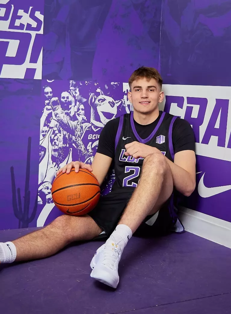 Phoenix, AZ : April 14, 2026: Men's basketball recruit Blake Barkley. David Kadlubowski/GCU