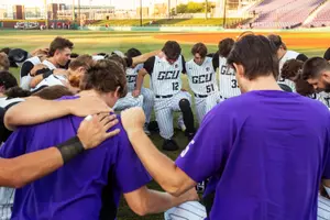 huddle vs unm