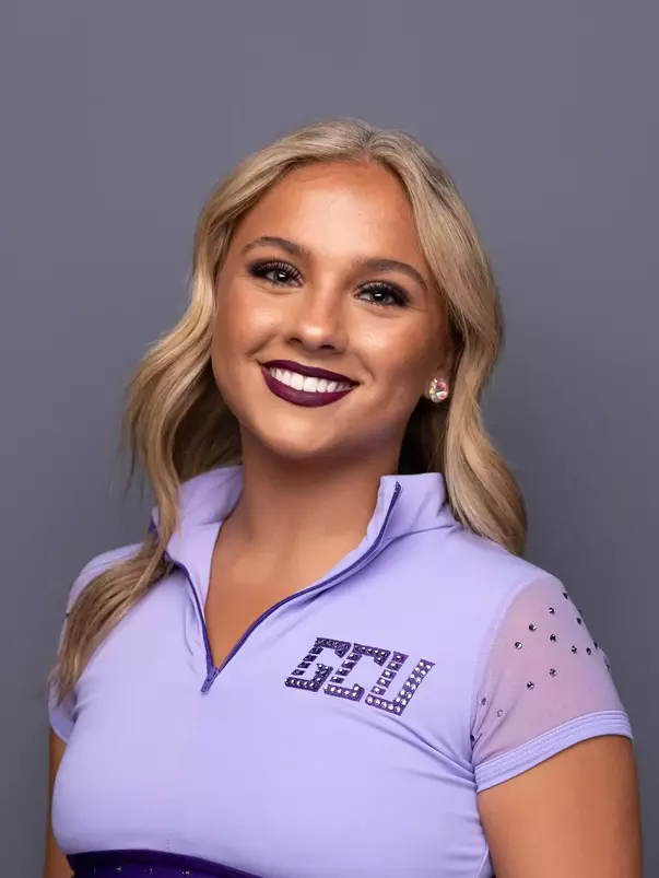 Kaylee Dorn Headshot