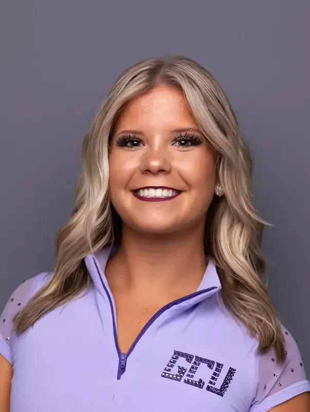 Ainsley Love Headshot