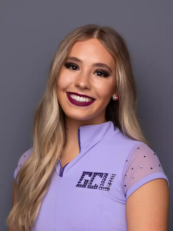 Faith Hart Headshot