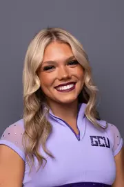 Baylee Bowden Headshot