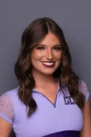 Ella Arens Headshot