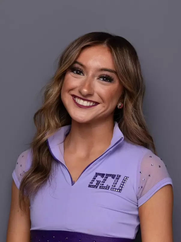 Isabel Fournier Headshot