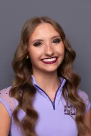 Jenna Mausbach Headshot