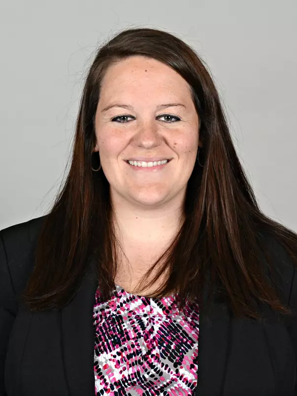 Katie Honeycutt Headshot